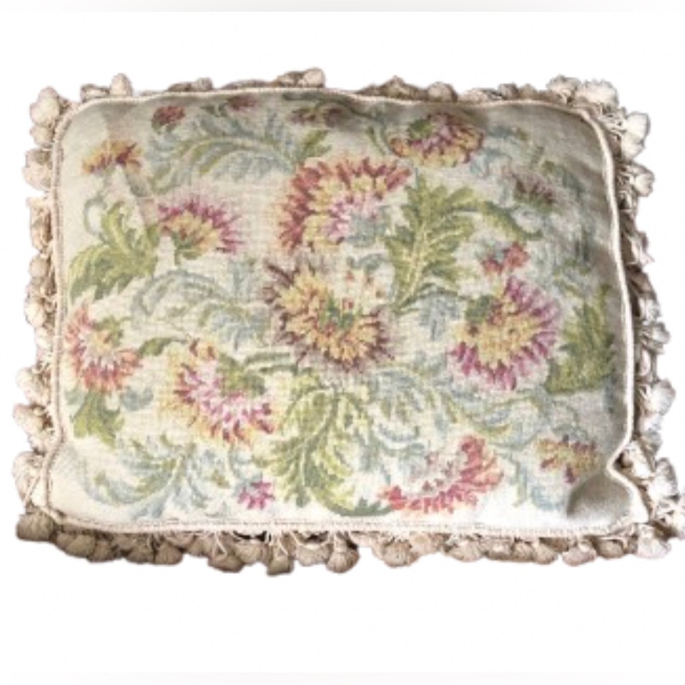 VINTAGE FLORAL THROW PILLOW W TASSELS • 24” x 20”